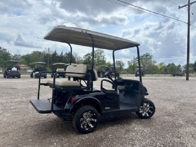 2020 E-Z-GO RXV reman black/beige E-Z-Go 2020 E-Z-GO RXV reman black/beige E-Z-Go