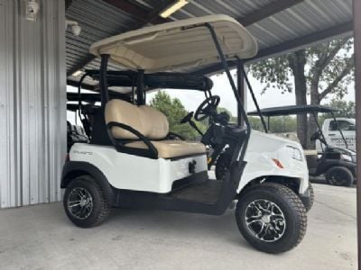2027 Club Car Onward 2 gas - White/beige Club Car 2027 Club Car Onward 2 gas - White/beige Club Car
