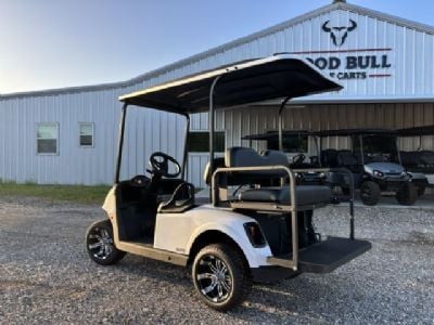2020 E-Z-GO RXV reman white/black E-Z-Go