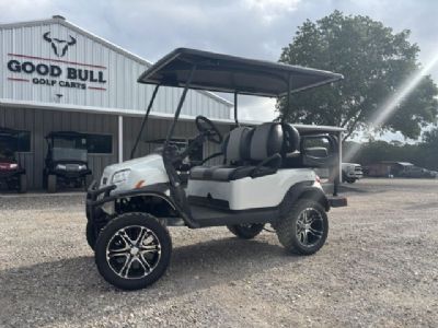 2027 Club Car Onward 4L white Li Club Car