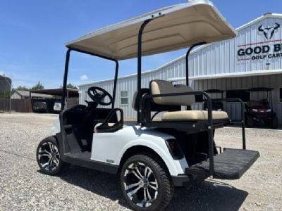 2020 E-Z-GO RXV CPO White/beige E-Z-Go 2020 E-Z-GO RXV CPO White/beige E-Z-Go